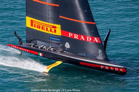 luna rossa prada come fa a volare|Luna Rossa: quanto è costata, quanto va veloce, cosa sono.